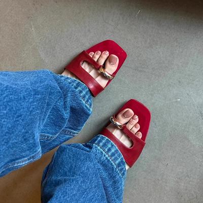 Design Open-toed Flats Women's 2025 Summer New Metal Buckle Toe Slippers French Temperament Sandals