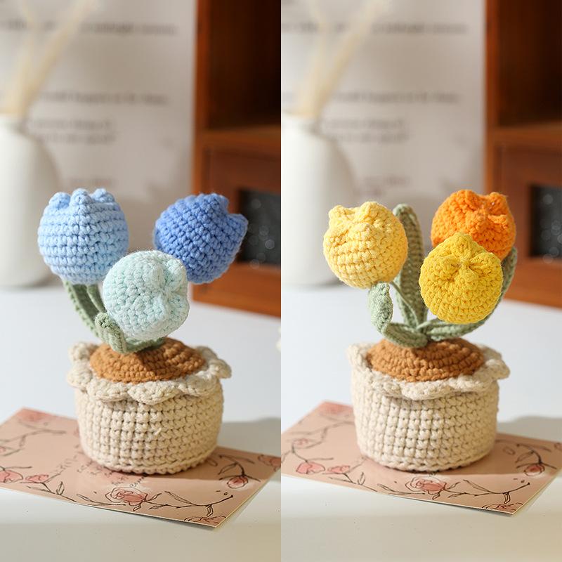 Tulipe tissée à la main, décoration d'intérieur en pot, crochet en fil de fleur artificielle tricotée, tulipe potelée tissée