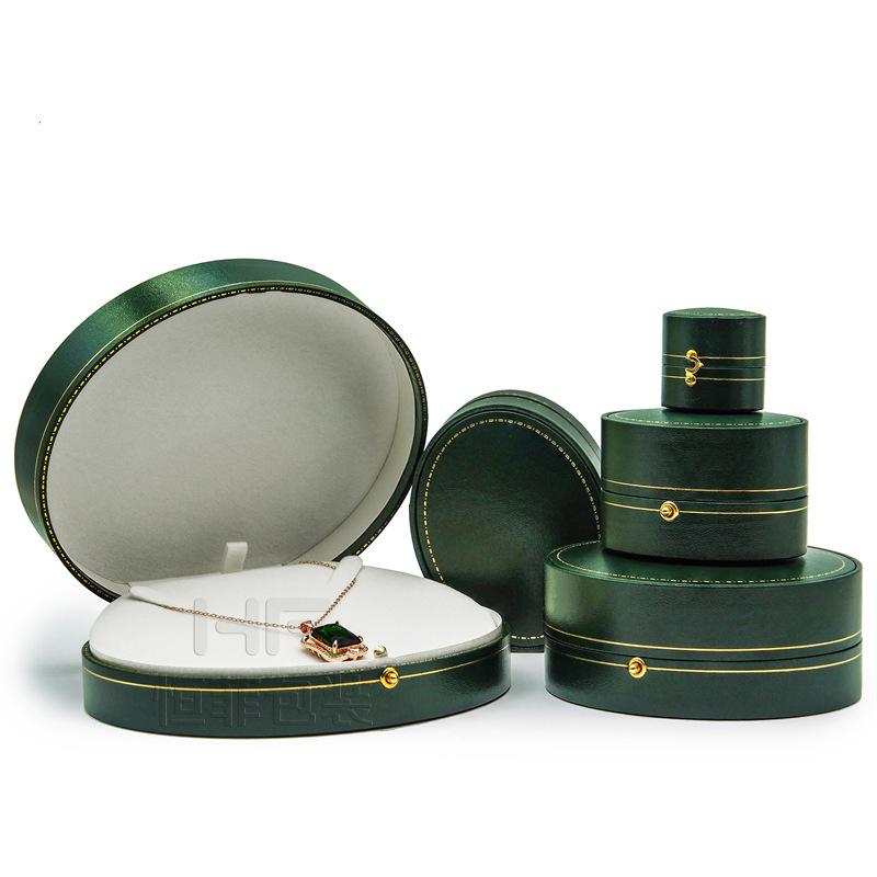

Vintage Oval Snap Jewelry Box: Necklace & Stud Earrings Gift Packaging