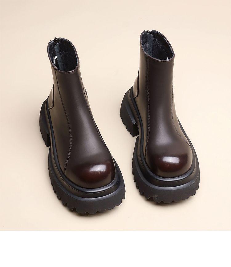 Women's 2025 Autumn/Winter British Style Thick-Soled Platform Chelsea Boots – Height-Increasing & Slimming Retro Short Boots