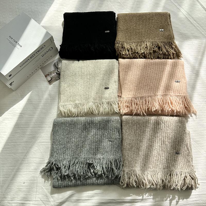 Wool Scarf for Women Knitted Yarn Solid Color Shawl for Couples Fashionable Tassel Scarf for Men