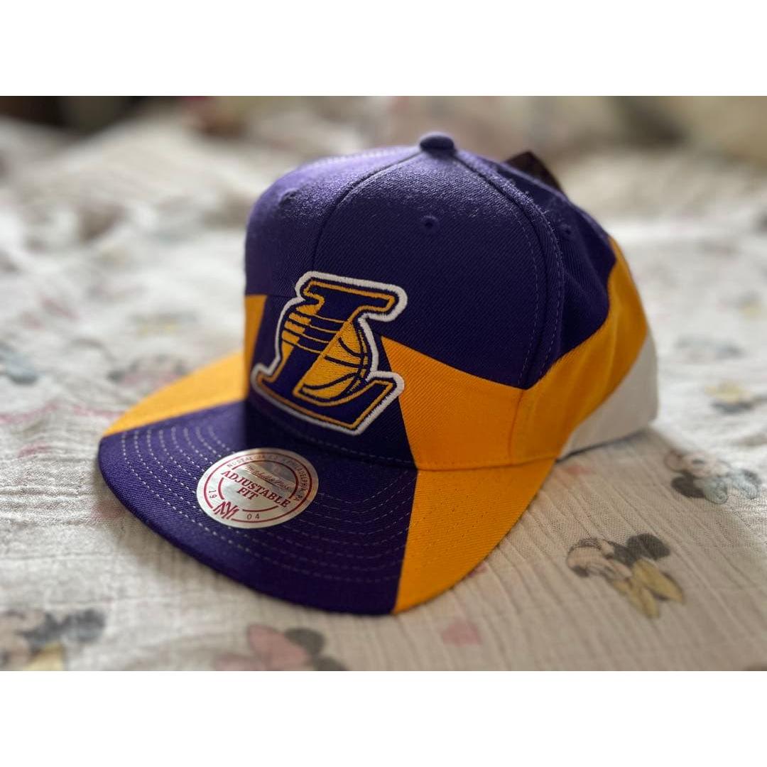 Used [New and unused] MITCHELL&NESS Lakers Baseball Cap