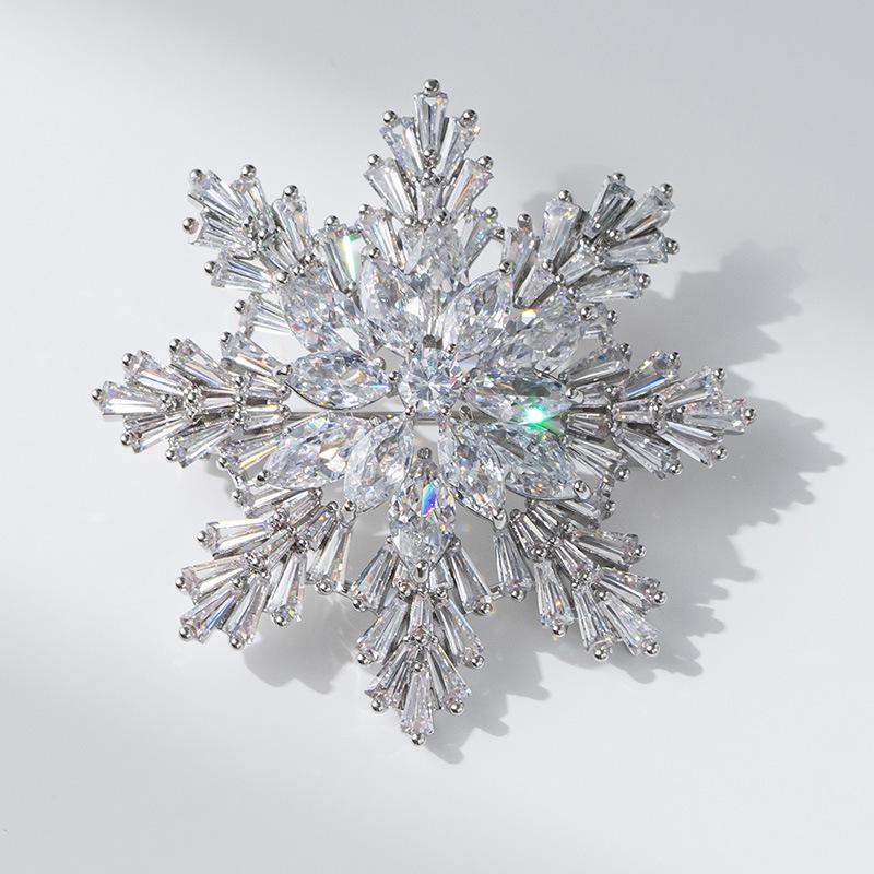 Elegant Snowflake Zirconia Copper Brooch - Classic Lapel Pin Gift