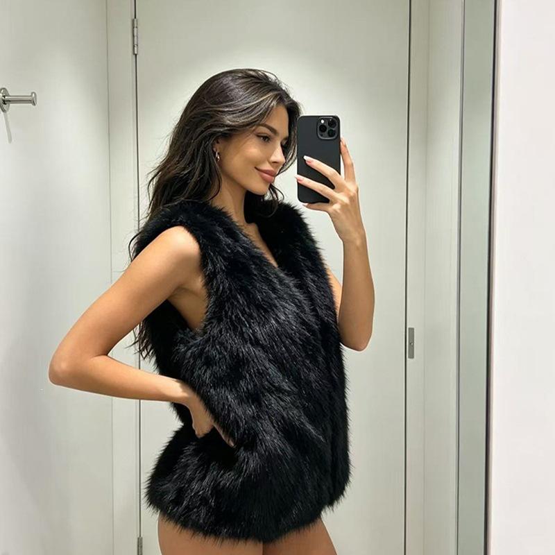 Feeling imitation fur fur V-neck vest women's autumn and winter thickened new small vest vest jacket