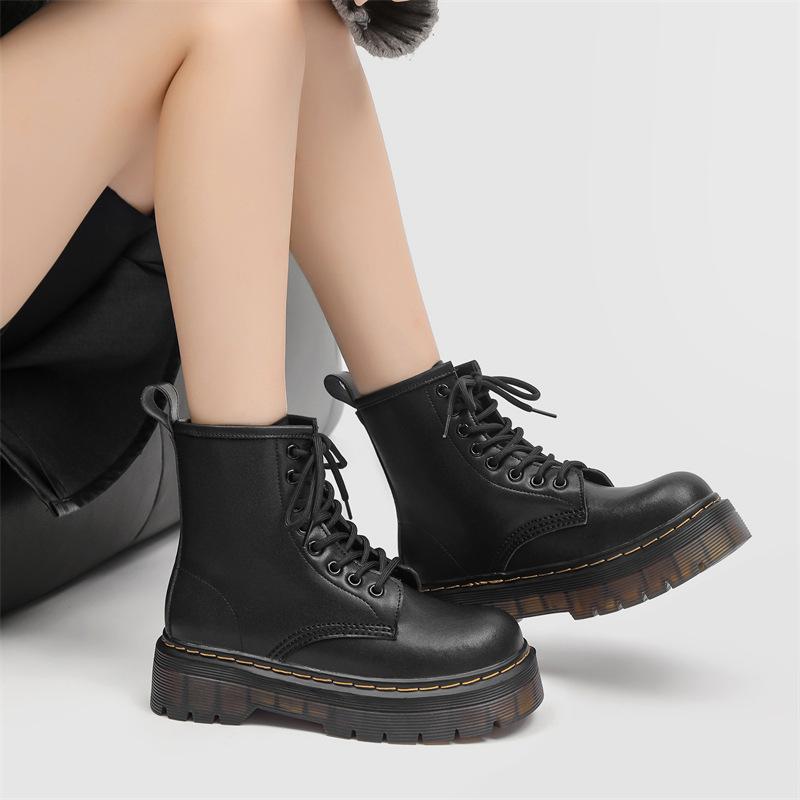 Super yuan thick-soled Martin boots women's 2025 autumn new British style short boots women's heightening soft leather versatile Internet celebrity