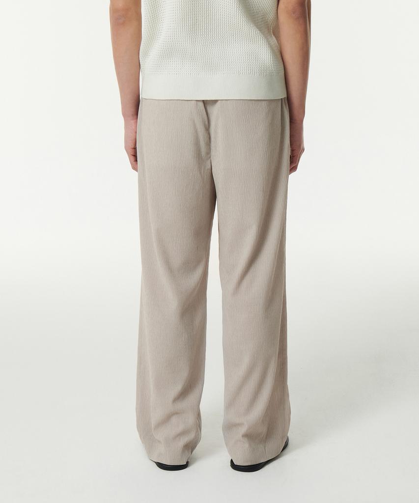 Musinsa Standard Crinkle One-Pleat Wide Elastic Pants [Light Beige]