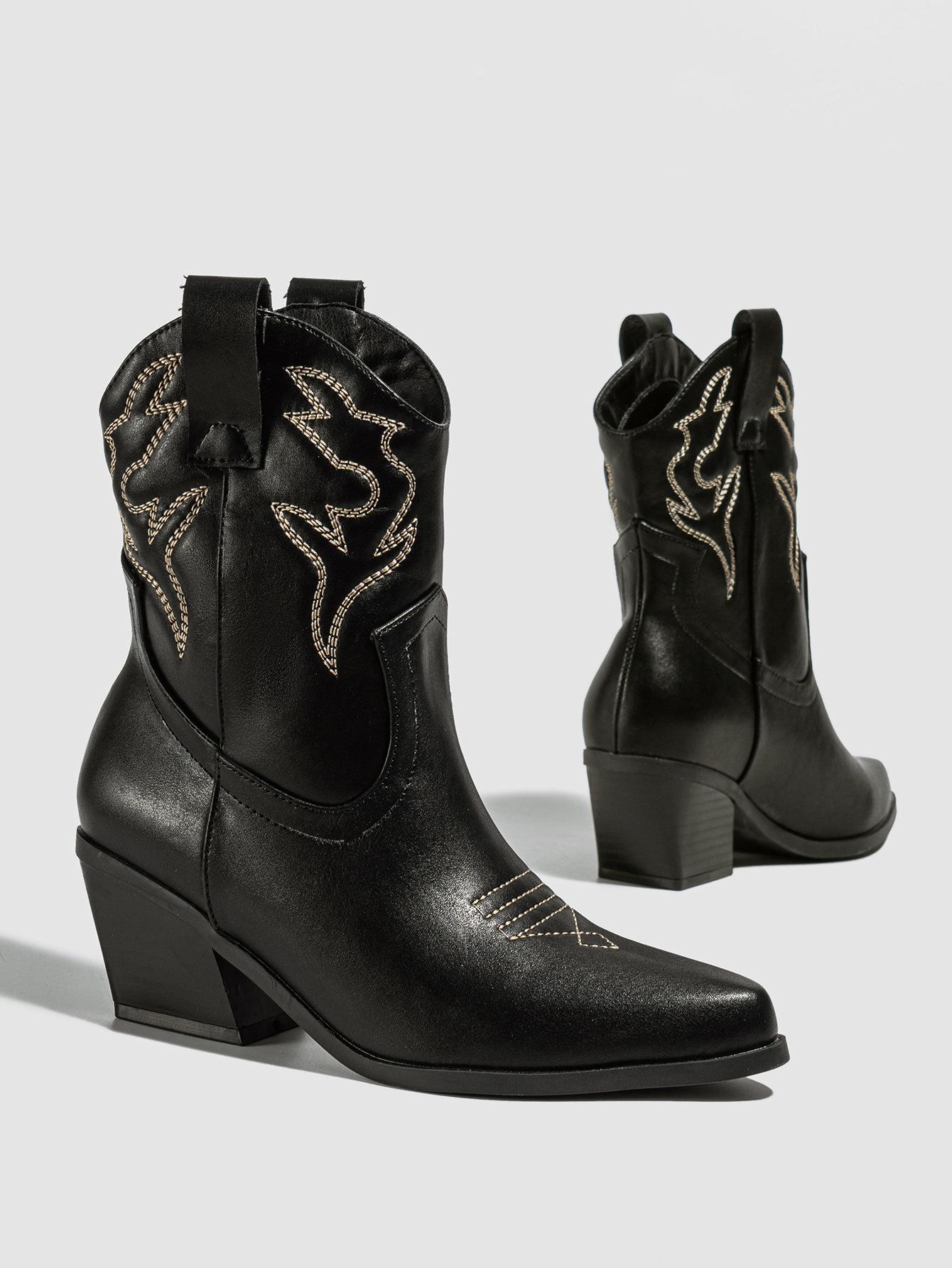 Большие размеры женские осенне-зимние вышитые ботинки Martin в винтажном британском стиле на толстом каблуке короткие ботинки 35 чёрный 3634₽