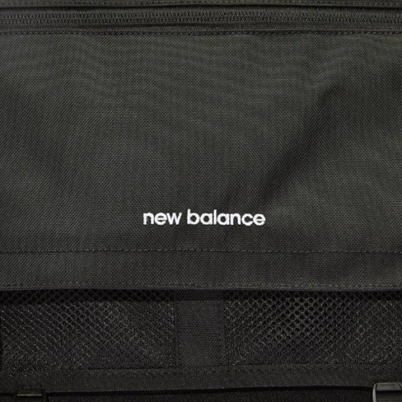 New Balance Back To School Basic Logo Messenger Bag Nbgcess205