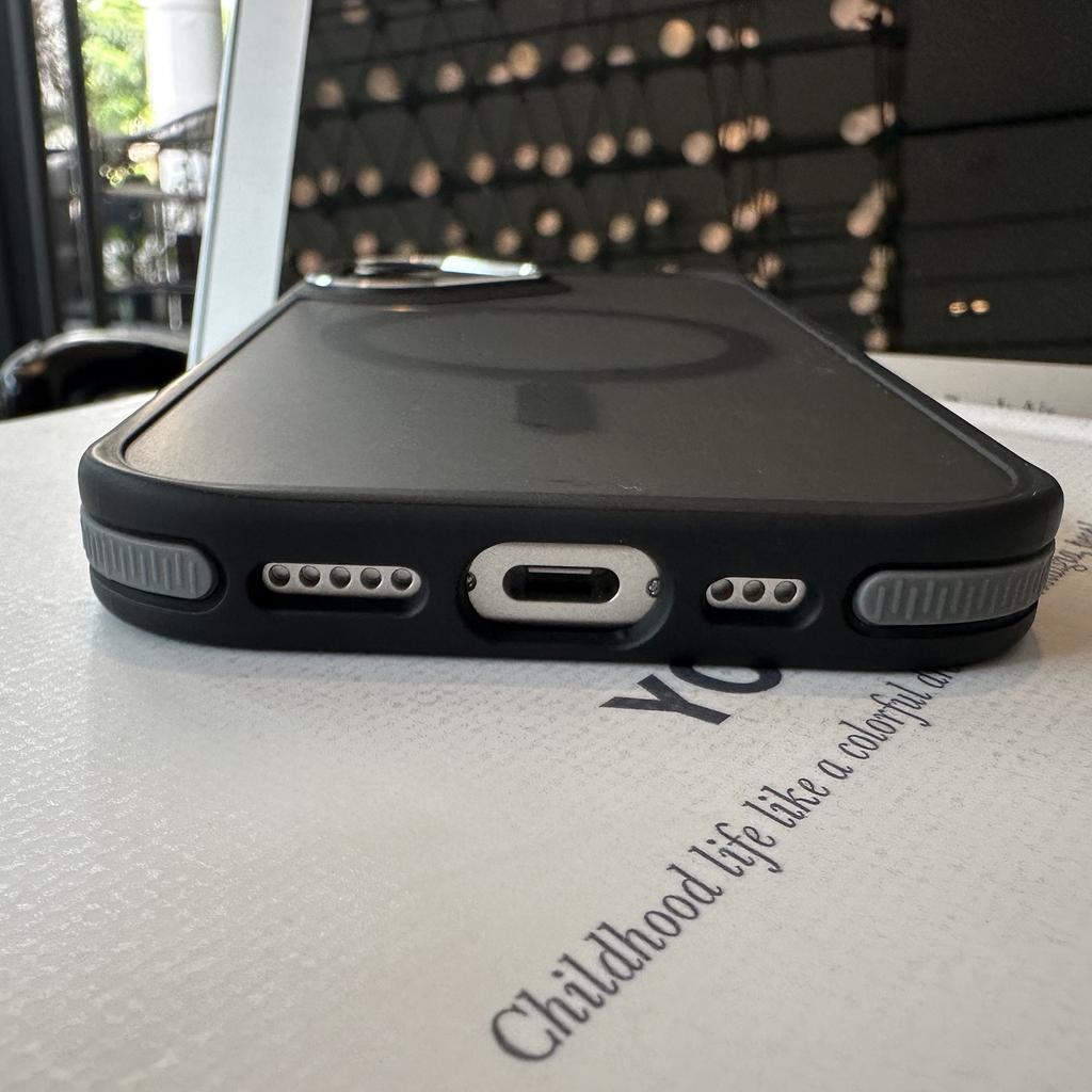 For iPhone 16 Case Compatible with MagSafe Colored Edge PC+TPU Phone Cover