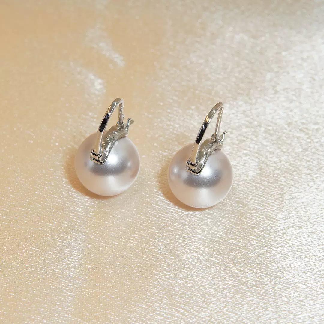 S925 Sterling Silver Teapot Pearl Earrings: Flower Basket Design, Light Luxury Hoop Studs. 925 Sterling Silver