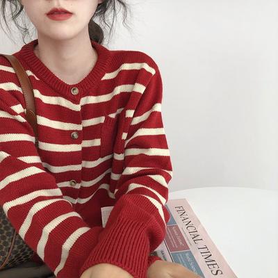 Oberteile – Pullover & Langarmshirts