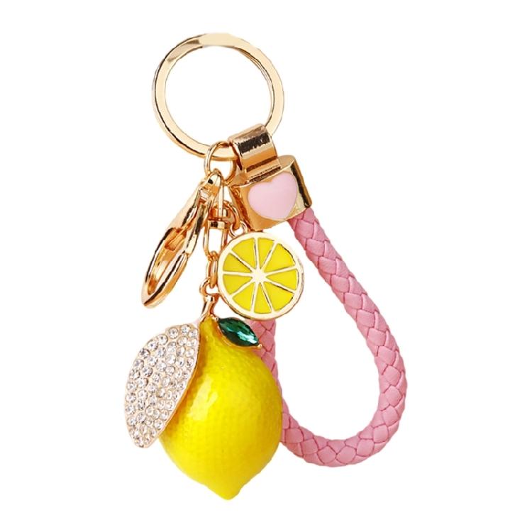 Stylový přívěsek na klíče ve tvaru citronu Pevná kovová konstrukce 4 možnosti šňůrky Lehký 40 g Pro pohodlí
