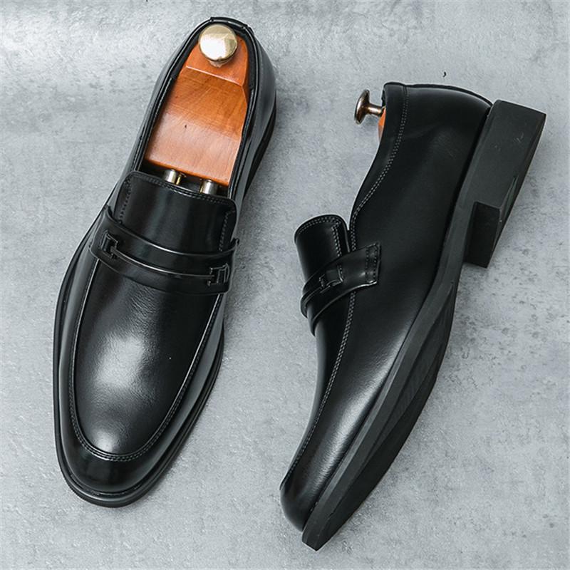 Designer New British Gentleman Brown Black Business Casual Shoes For Men Formal Wedding Dress Homecoming Footwear Zapatos Hombre
