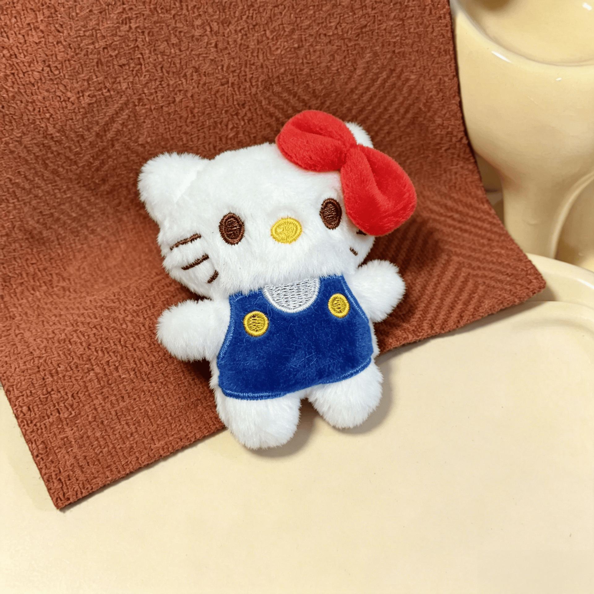 Cute Cartoon Cat Plush Brooch Pin Pendant Doll Clothing Accessory Decorative Badge Ordinary style