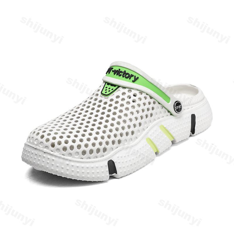 Fashion Men's Fashion Trend Summer Hollow Breathable Non Slip Slippers 2025 New Style Casual Outdoor Beach Comfortable Soft sole Sandals