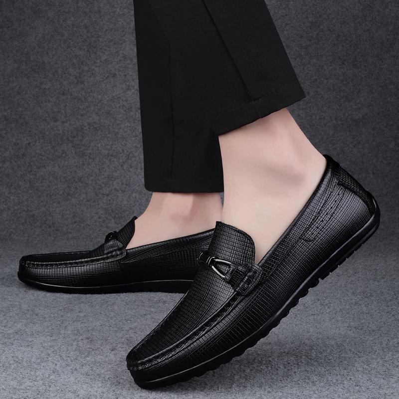 High Quality Men Comfortable Soft Soled Bean Shoes Fashionable Outdoor Brand Breathable Round Toe Anti Slip Casual Driving Shoes