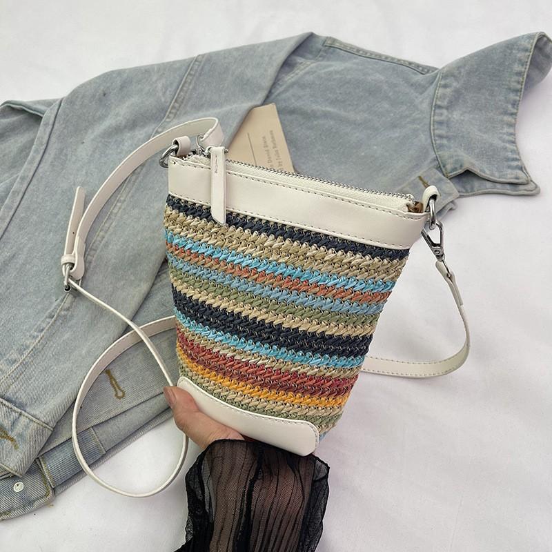 

Street Trend Straw Woven Small Bag Female Niche High-end Knitted Cross-body Mobile Phone белый