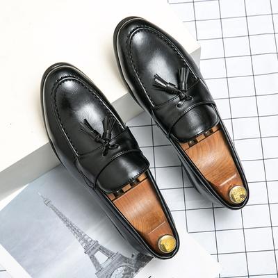 Moda Bahar Yeni Püskül Deri Ayakkabılar Loafer Ayakkabılar Erkekler Slip on Sürüş Erkekler Rahat Deri Ayakkabılar Erkekler için Moda Erkek Günlük Ayakkabılar