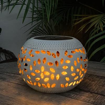 Wodoodporne Lampy Ogrodowe Solarne LED Lampion Zasilany Solarnie Solarne Światło Stołowe Wydrążona Retro Lampa Solarna na Biurko Ozdoby Ogrodowe Zewnętrzne na Patio