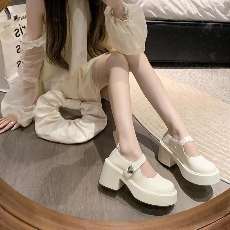 fashion 2024 New Solid Color Versatile Fashion Women's Shoes Thick Heel Round Toe Buckle Decorated Shallow Groove Buckle