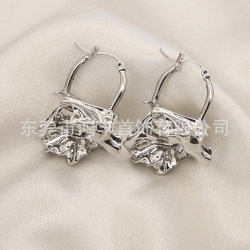 

Плісировані сережки з нішевим дизайном для жіночих високоякісних нерегулярних сережок Lava, європейські та американські ретро-сережки, позолочені 24 карати