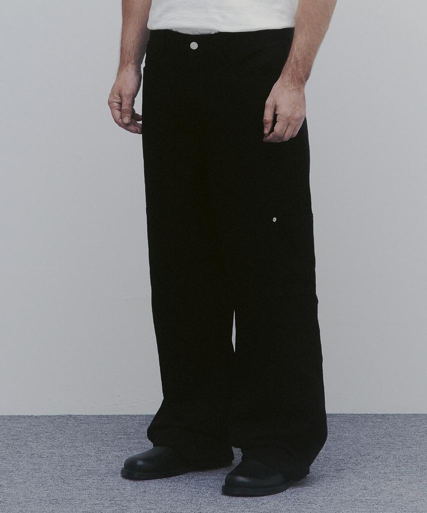 ANDAGAIN Cotton Wide Patch Pocket Pants (Black