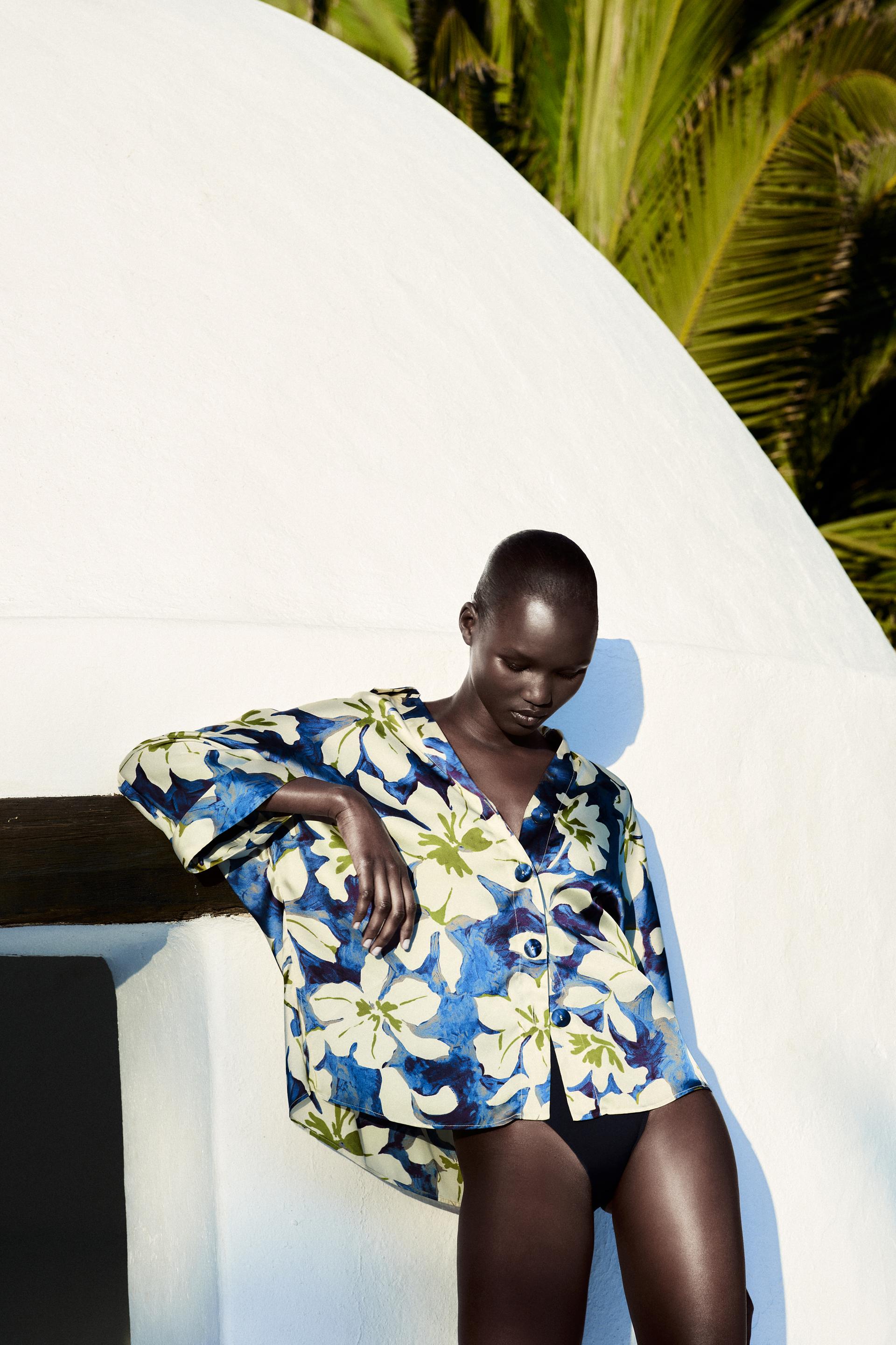 

РУБАШКА С ЦВЕТОЧНЫМ ПРИНТОМ