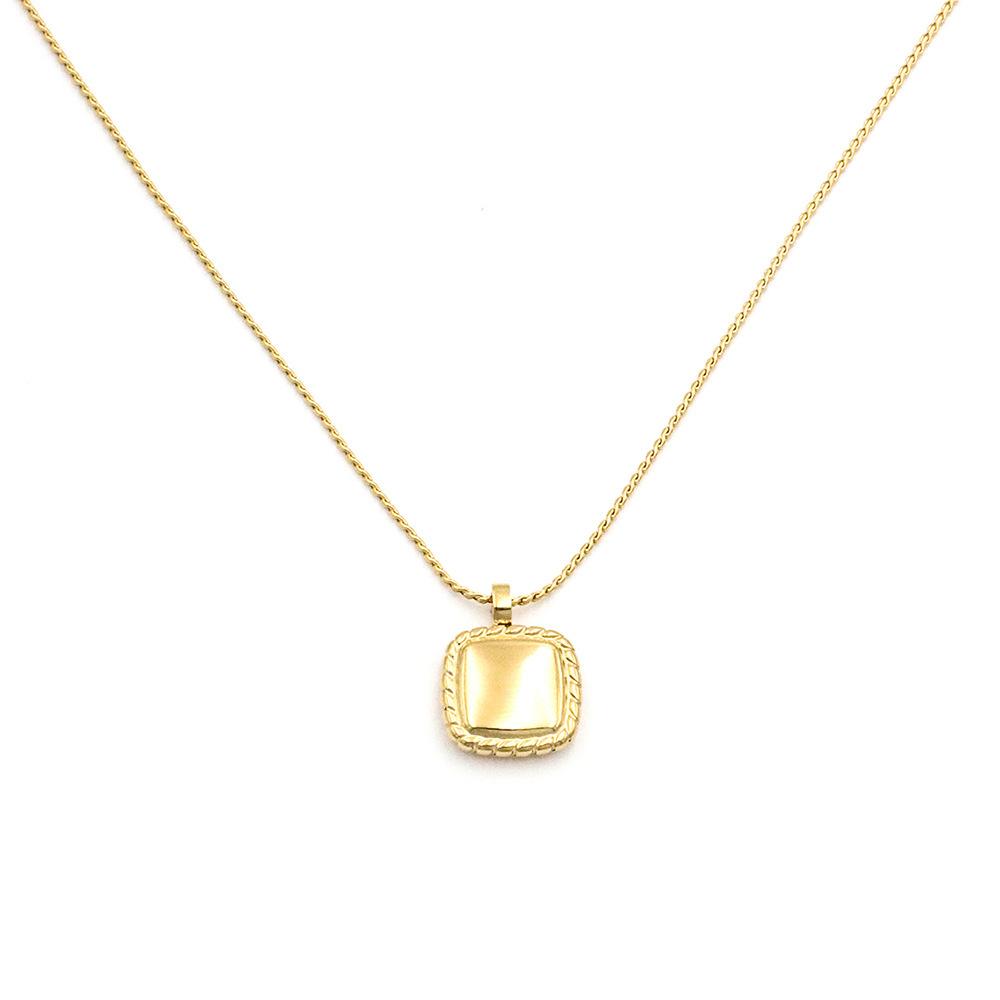French Personality Titanium Steel Clavicle Chain Women'S Light Luxury Geometric Square Lace Pendant Women'S Necklace