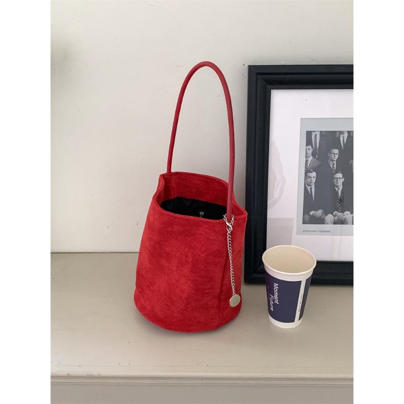 Autumn and Winter Suede Bag Fashion Retro Versatile Shoulder Bag High Sense Niche Style Baguette Armpit Bag Women