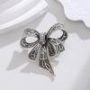 Trendy Female Crystal Bowknot Brooch Luxury Jewelry Brooches for Women Charm Pin Dress Coat Accessories Corsage