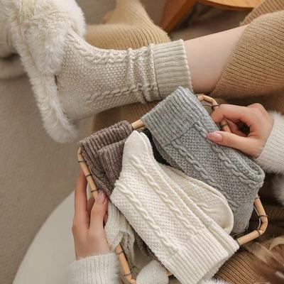 Calzini di Lana da Donna Autunno e Inverno Treccia Retro Semplici Monocromatici Mezzo Polpaccio Grigio Spessi Caldi Calzini da Donna