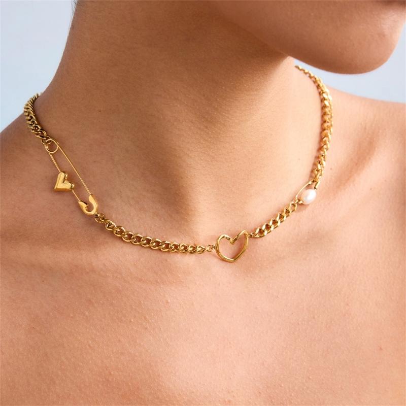 Adjustable Stainless Steel Paper Clip Inspired Heart Necklace For Women Fashion Jewelry Daily Wear Collarbone Chain