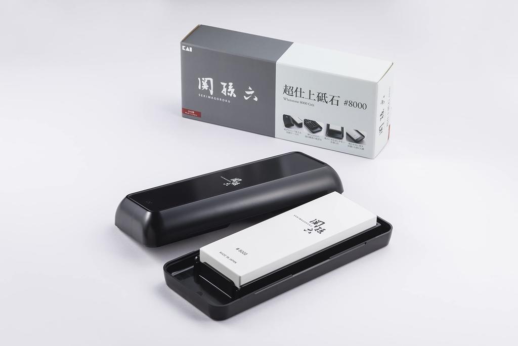 Kai Seki Magoroku Ultra Finishing Whetstone Knife Sharpener with Storage Case Made in Japan AP0333 #8000