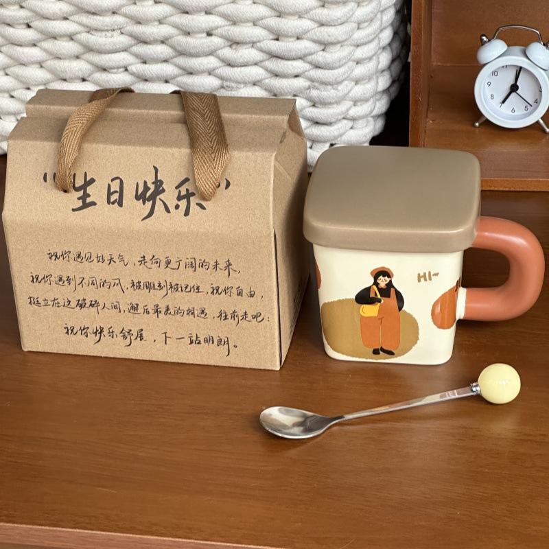 Cute retro boy and girl mugs, couple high-value ceramic drinking cups, birthday gifts for girlfriends