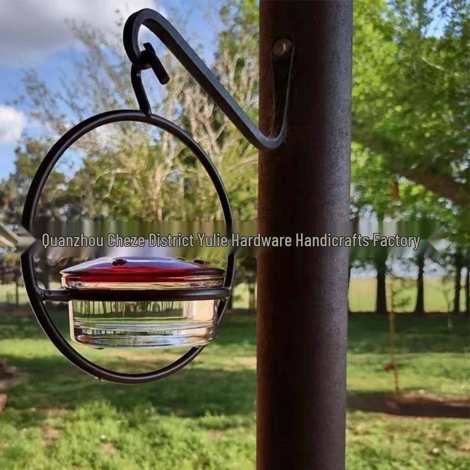 Metal Cross-Border Hummingbird Feeder: Simple Hanging Water Feeder