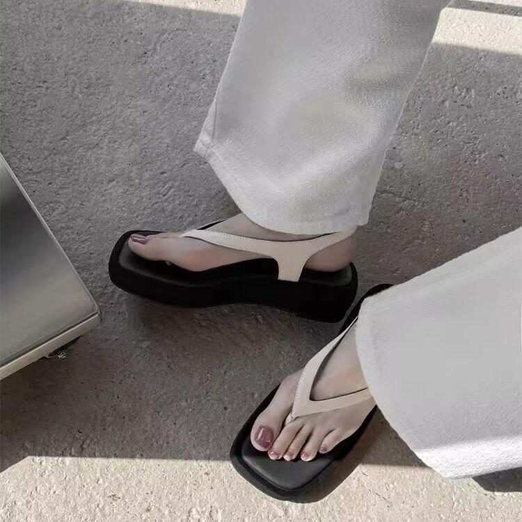 2025 sponge cake bottom spring new women's shoes black waterproof table thick-soled flat-soled sandals square head herringbone toe slippers