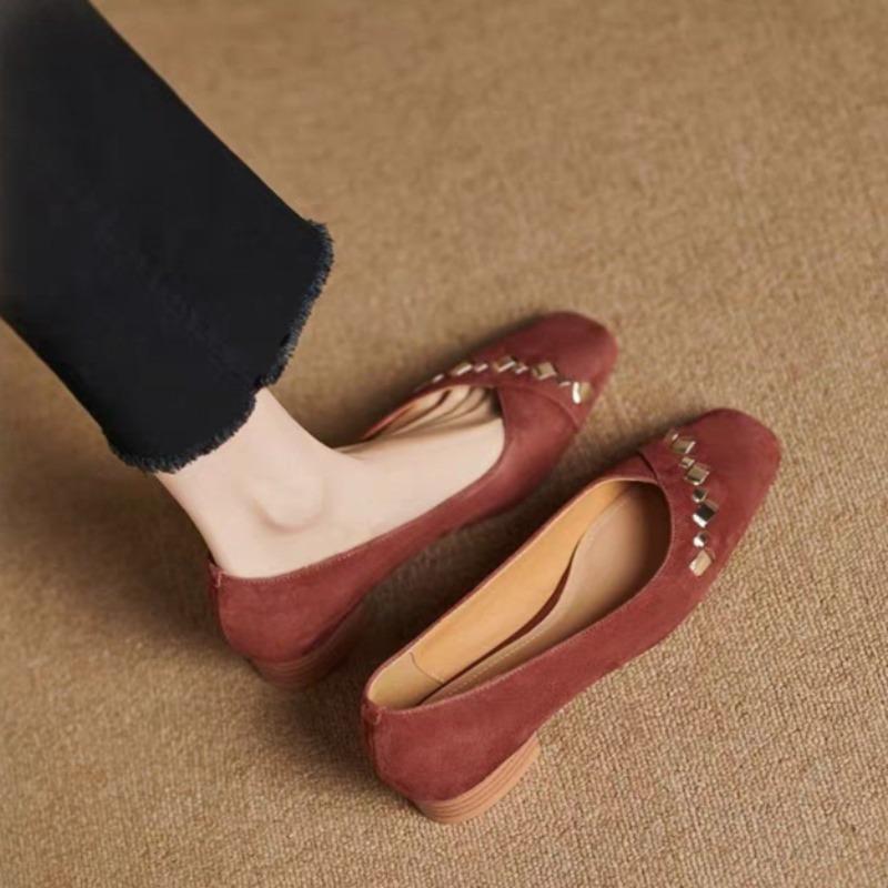Scarpe da Donna Vintage a Punta Quadrata con Tacco Basso Moda Poco Profonde in Scamosciato Borchiate Suola Morbida Antiscivolo Resistenti all'Usura Scarpe Singole