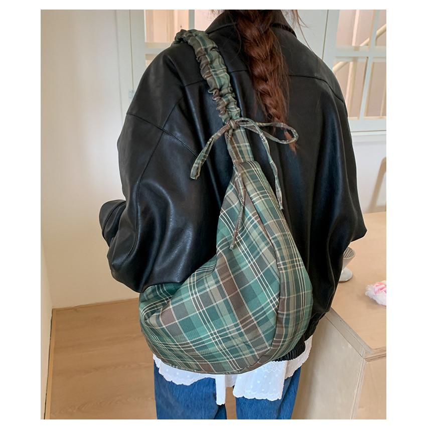 IELGY Ladies Canvas Messenger Bag - Large Capacity, Casual Style, Ideal for Commuting
