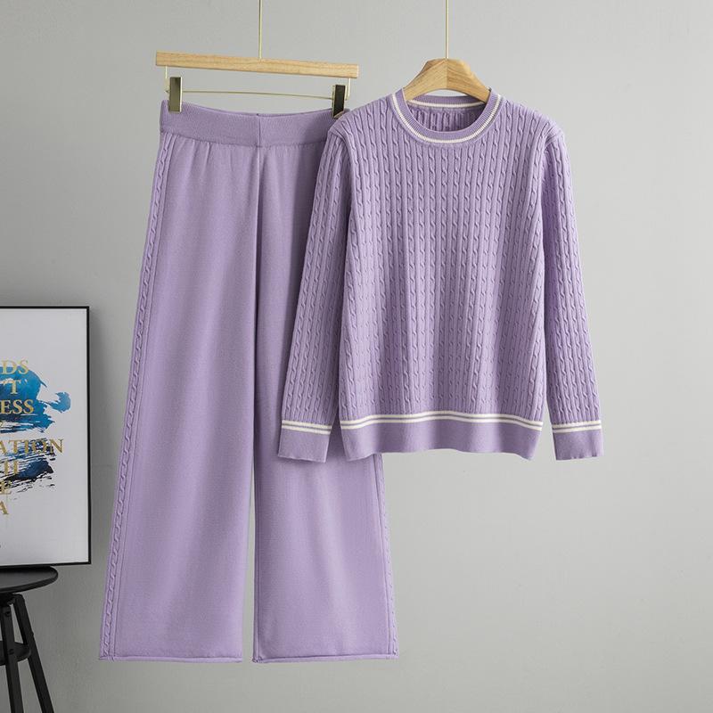 A New Autumn and Winter Fashion Set for Women, Featuring A Round-neck Knitted Sweater with A Loose and Elegant Base Layer and Wide-leg Pants