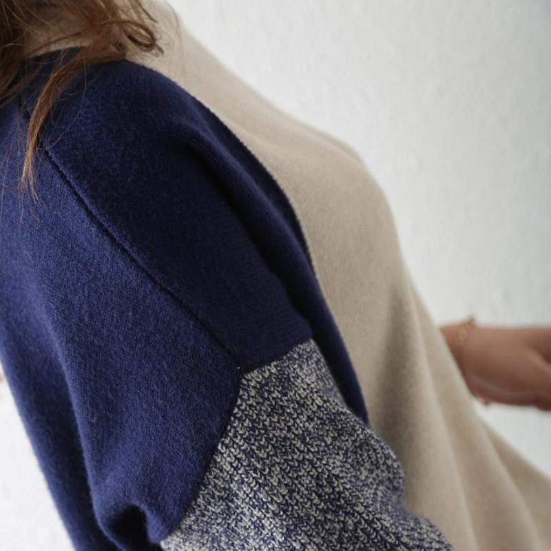 GMXIA Джемпер с высоким воротом и контрастными цветами — фото 8