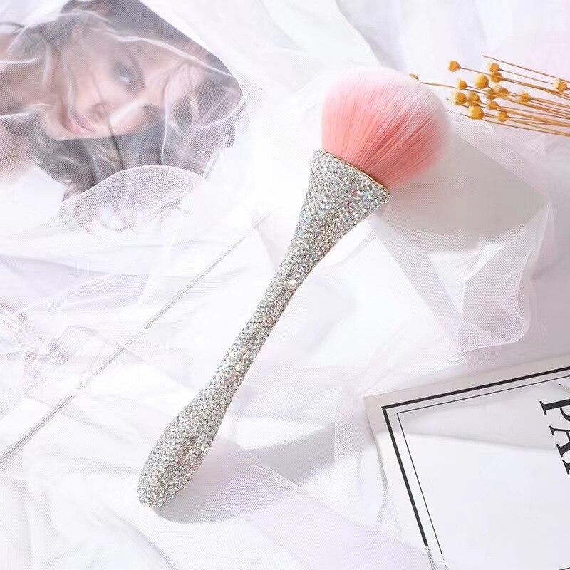 

Кисть для макияжа с алмазной ручкой, кисть для рассыпчатой ​​пудры, кисть для румян, профессиональная кисть для макияжа, тональная основа, румяна, мягкая щетка для волос, инструмент серебряный