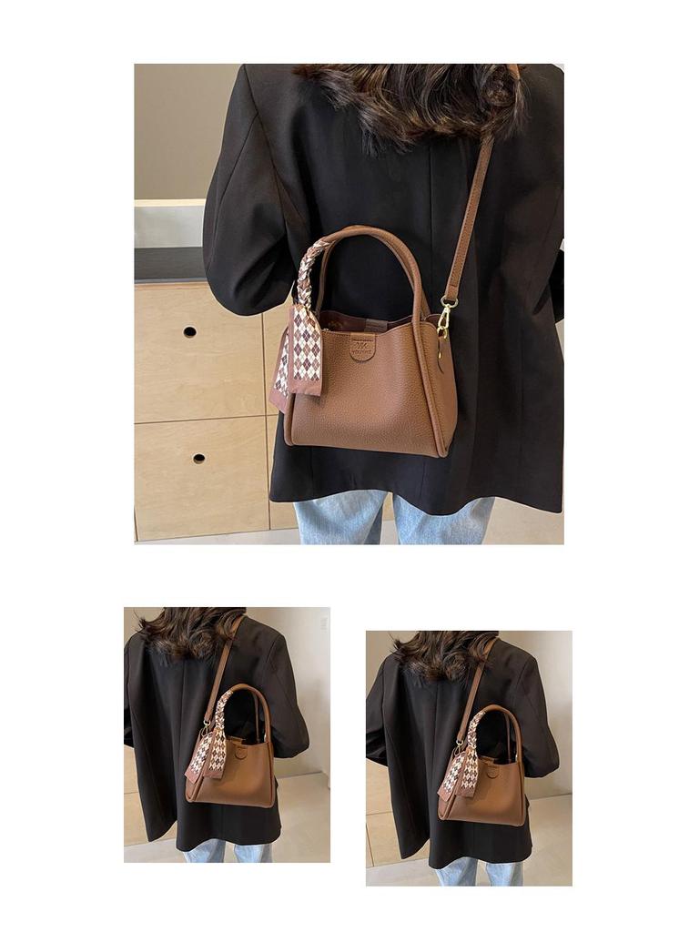 Bolsa Feminina Versátil Balde de Ombro/Transversal Primavera/Verão 2024
