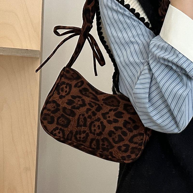 Fashionable and Personalized Leopard Print Autumn and Winter Casual New Style Fashionable Simple Underarm Single Shoulder Crossbody Underarm Bag