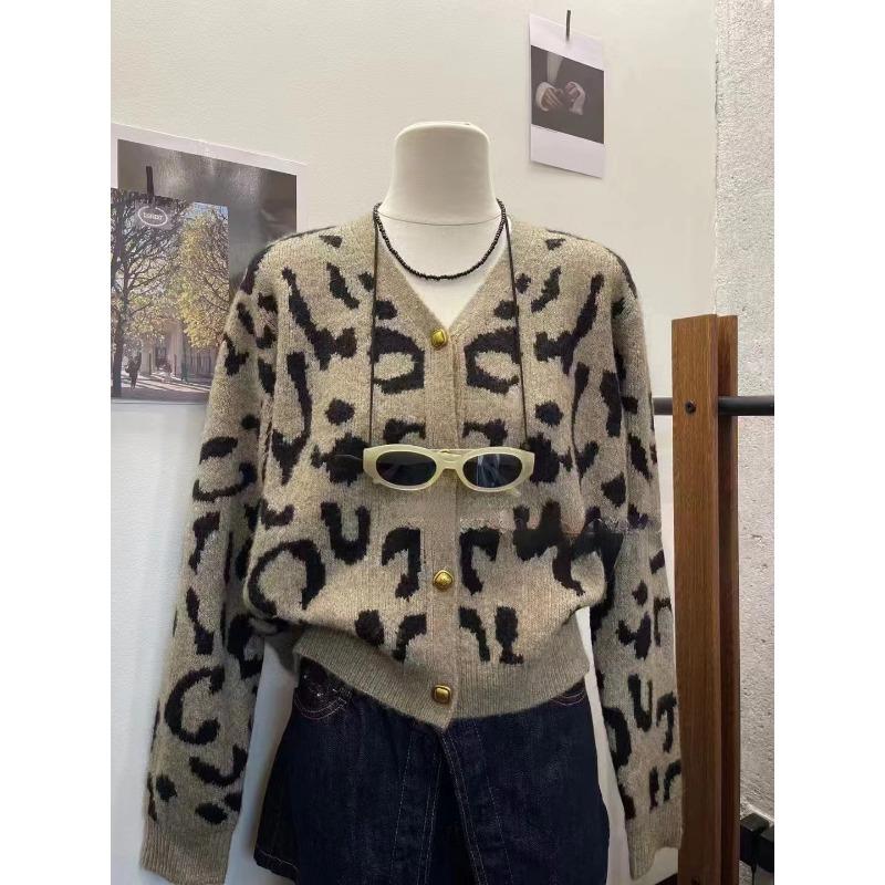 

Leopard print knitted cardigan women s new autumn and winter new temperament versatile lazy loose sweater jacket women One Size