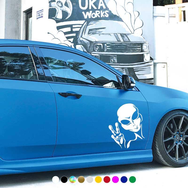 Car Decals Vinyl Auto Window Bumper Body Decals Space Alien Star Astronaut Personality Auto Decals Ufo Water-Repellent Decoration
