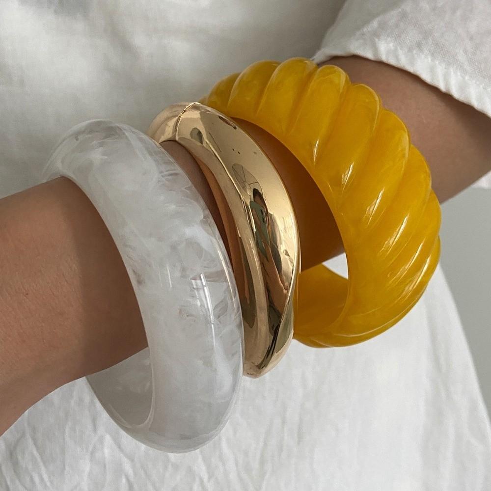 Gold Irregular Wide Bracelet Smudging Retro Hand Ring Exaggerated Acrylic Bangle  Friend Gift