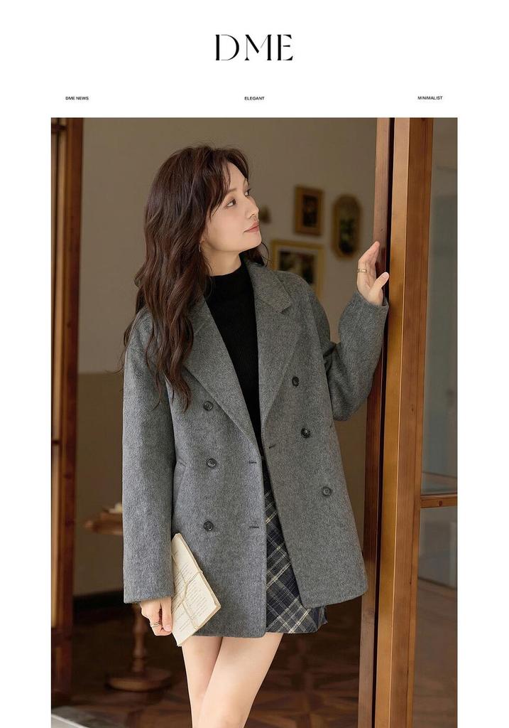 Demana British Writer Women's Double-Breasted Wool Blend Coat