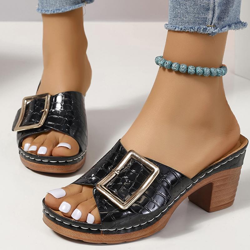 Fashion Plus Size Black Slippers For Women Summer 2025 Retro Metal Decoration Slippers Woman Casual Open Toe Platform Slides Female