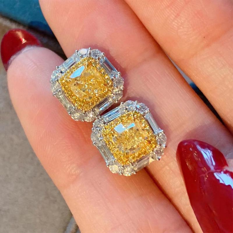 Elegant Micro-Paved Zirconia Gold-Plated Square Stud Earrings for Women - Trendy, Shiny Jewelry Design x1341