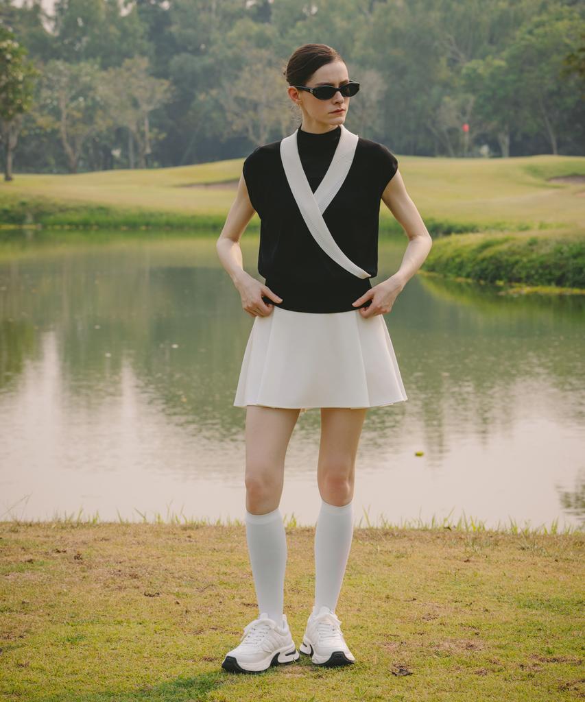 OBER GOLF Color Block Wrap Sleeveless Knit (Black)